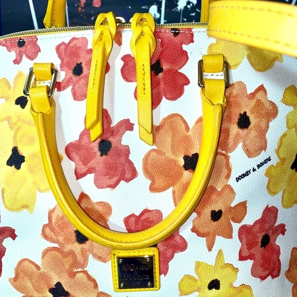 🎈SOLD🎈Dooney & Bourke Satchel Shoulder Bag Crossbody or Purse - Picture 9 of 14